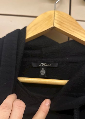 Mavi jeans Siyah Kapüşonlu unisex Sweatshirt - Görsel 2