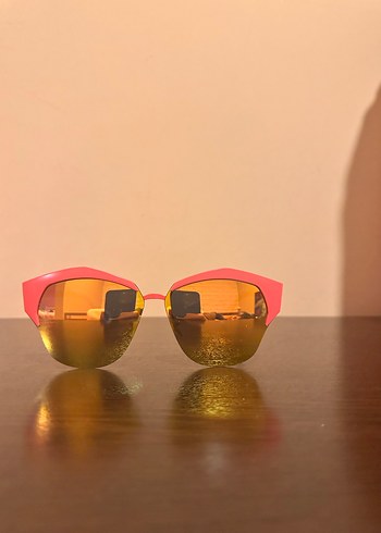 Christian Dior pembe Çerçeveli Kadın Güneş Gözlüğü - Görsel 3