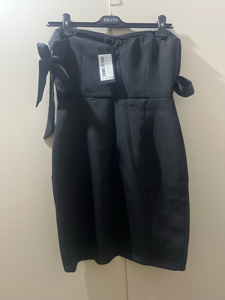 Siyah Drapeli Mini Straplez Elbise - Görsel 3