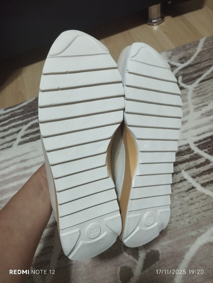 Beyaz Dolgu Topuklu Kadın Günlük Ayakkabı - Görsel 2