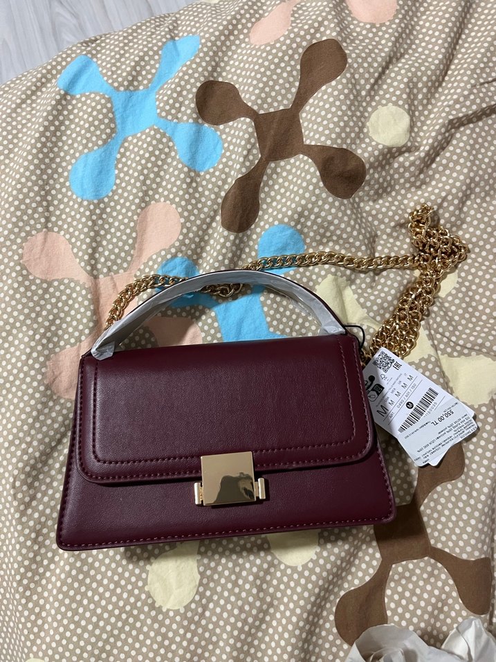 Bordo Zincir Detaylı Modern Klasik Kadın Çanta - Görsel 3