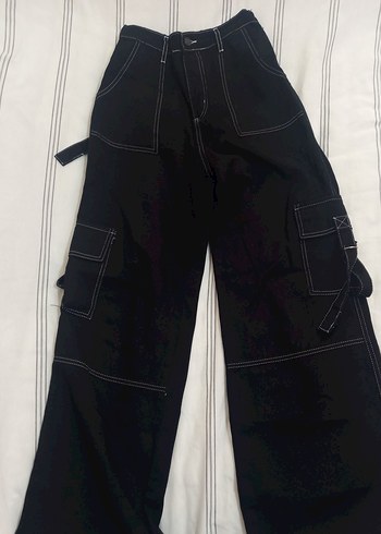 Kadın Siyah Geniş Kesim Kemerli Kot Pantolon - Görsel 4