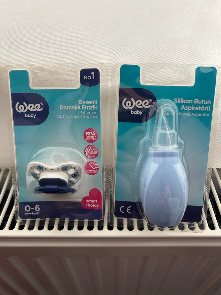 Wee baby marka 
Mavi Silikon Burun Aspiratörü ve Emzik Seti - Görsel 2