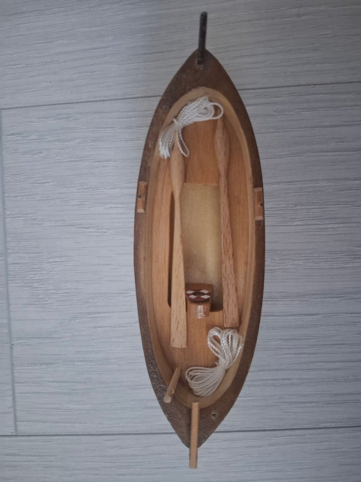 Ahşap el yapımı sandal - Görsel 4