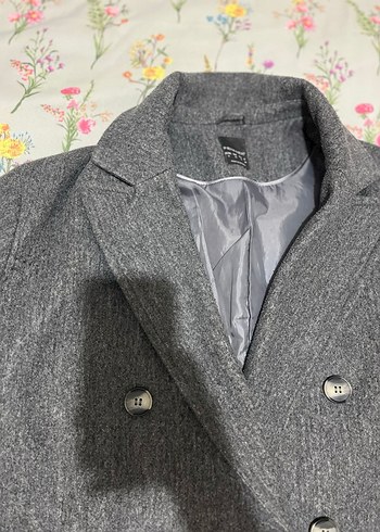 Düğmeli Gri Kadın Kaban - Görsel 4