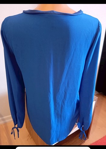 Mavi V Yakalı Uzun Kollu Bluz - Görsel 2