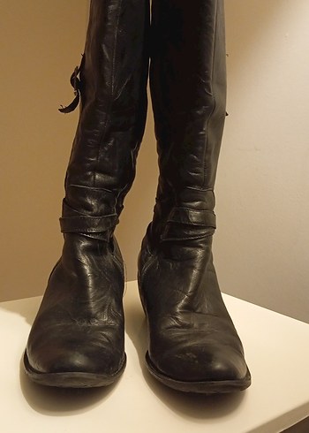 Kadın Siyah Deri Diz Boyu Tokalı Çizme - Görsel 11