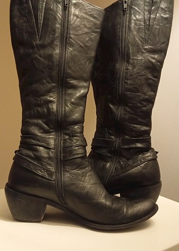 Kadın Siyah Deri Diz Boyu Tokalı Çizme - Görsel 4