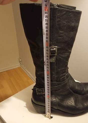 Kadın Siyah Deri Diz Boyu Tokalı Çizme - Görsel 9