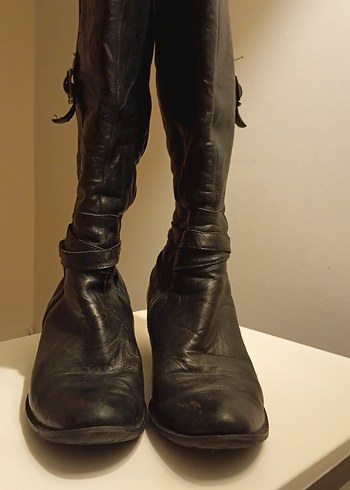 Kadın Siyah Deri Diz Boyu Tokalı Çizme - Görsel 6