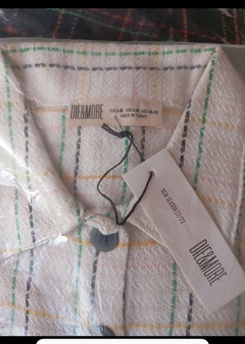 DÜĞMELİ EKOSE KADIN MİNİ CEKET.
DIE&MORE MARKA - Görsel 3