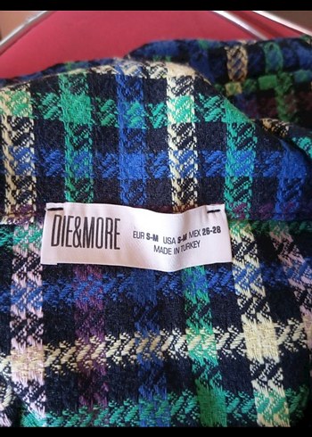 DÜĞMELİ ÇİFT KAPAKLI CEPLİ EKOSE KADIN CEKET. - Görsel 3