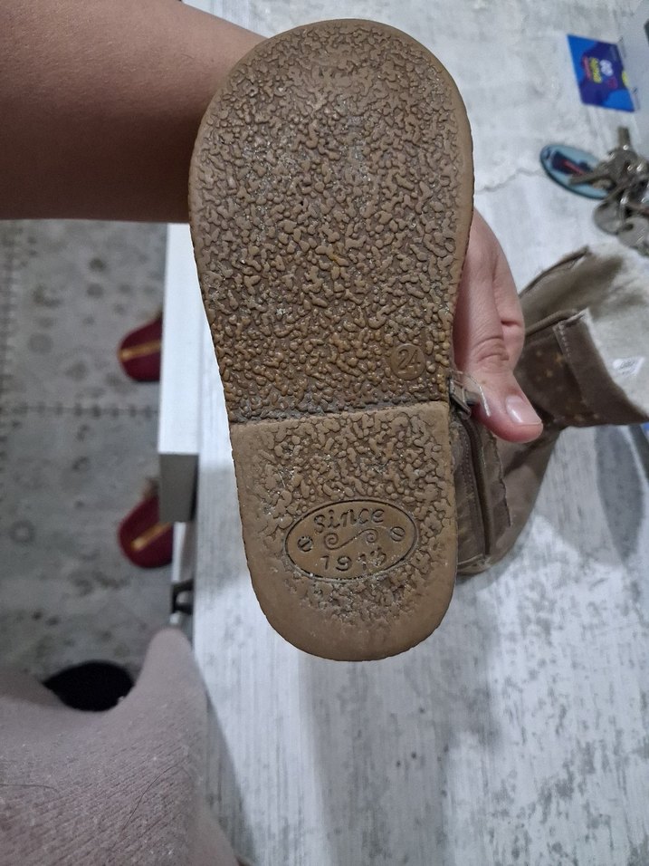 Kız Çocuk Kahverengi Süet Botlar - Görsel 4