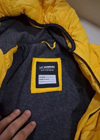 Sarı Kapüşonlu Erkek Çocuk Mont lcw marka - Görsel 2
