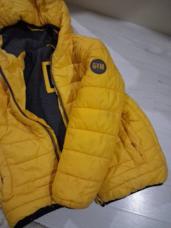 Sarı Kapüşonlu Erkek Çocuk Mont lcw marka - Görsel 4