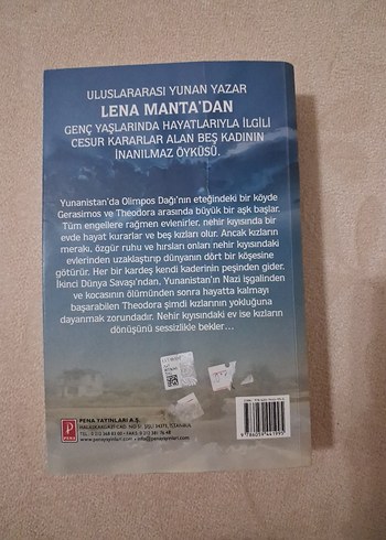 Beden Renk Nehir Kıyısındaki Ev - Lena Manta