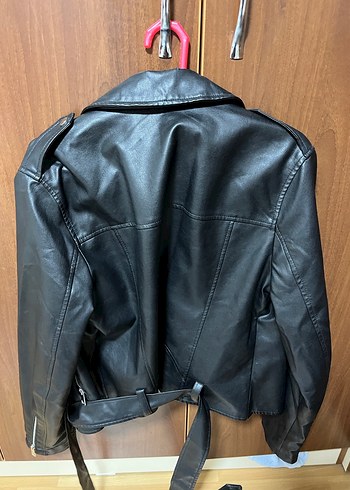 Siyah Deri Biker Ceket, Tokalı, Dar Kesim - Görsel 4