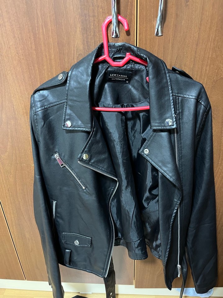 Siyah Deri Biker Ceket, Tokalı, Dar Kesim - Görsel 3