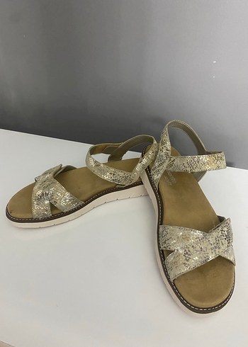 Altın Renkli Yılan Desenli Dolgu Topuklu Kadın Sandalet - Görsel 5