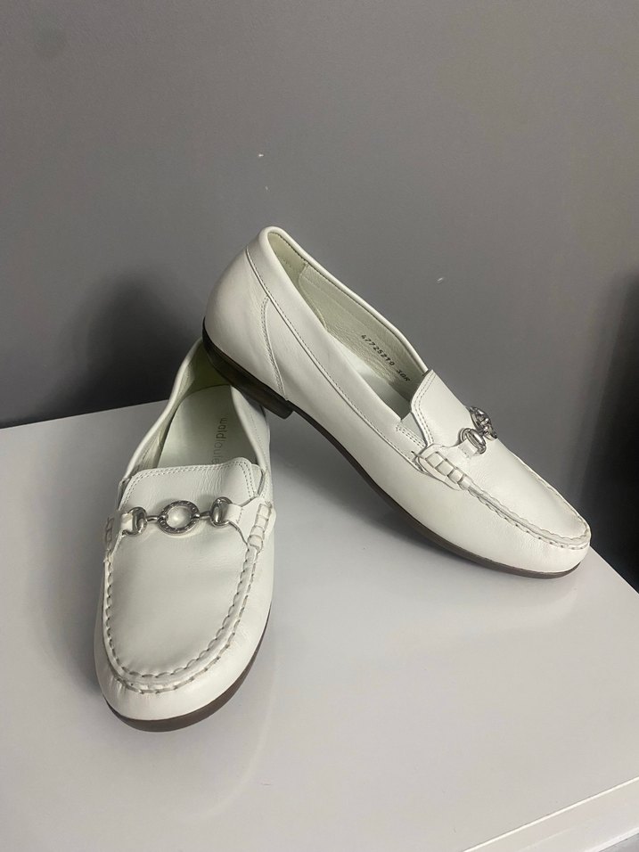 Kızlar için Beyaz Deri Tokalı Loafer Ayakkabı - Görsel 3