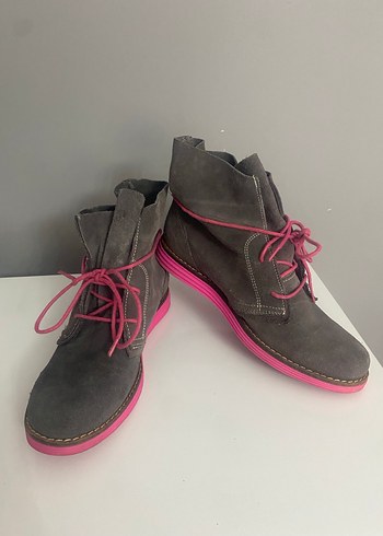 Gri Süet Kadın Bot Pembe Detaylı - Görsel 5