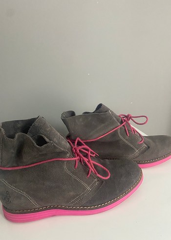 Gri Süet Kadın Bot Pembe Detaylı - Görsel 6