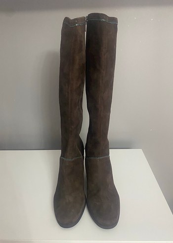 Kahverengi Süet Dolgu Topuklu Kadın Çizme - Görsel 2