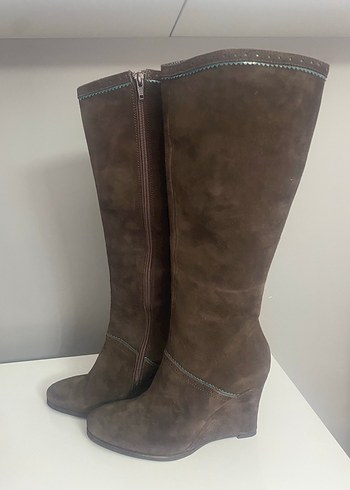 Kahverengi Süet Dolgu Topuklu Kadın Çizme - Görsel 6