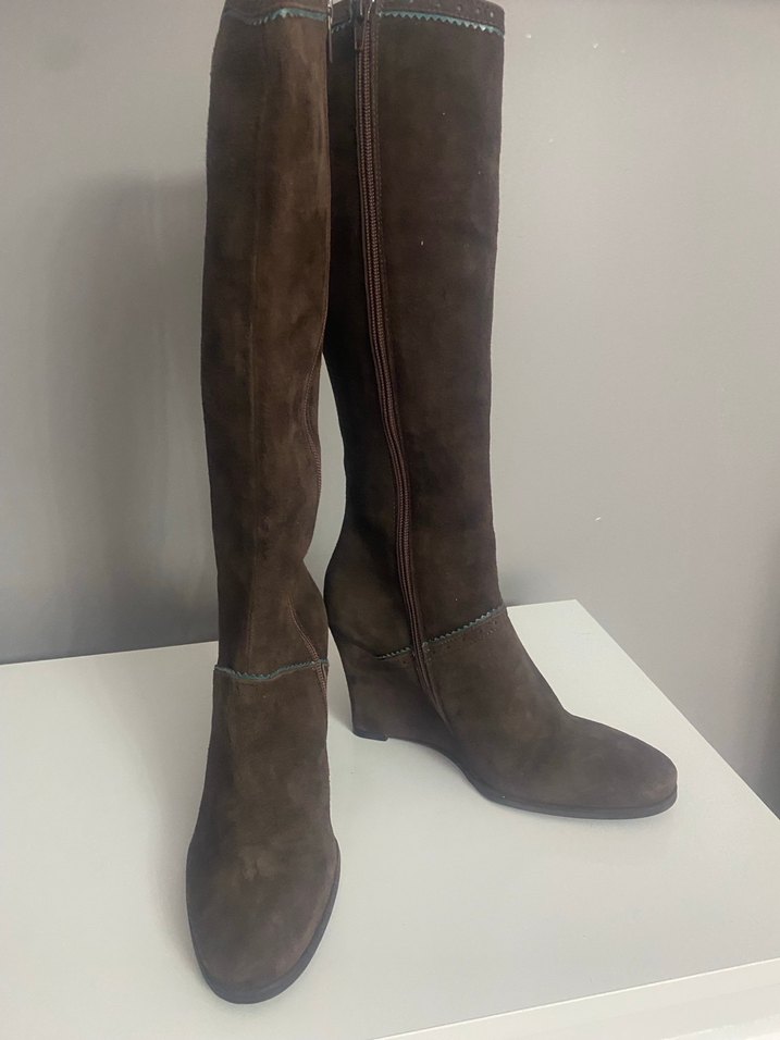 Kahverengi Süet Dolgu Topuklu Kadın Çizme - Görsel 5