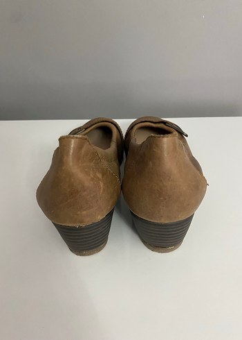 Bej Deri Tokalı Dolgu Topuk Kadın Klasik Ayakkabı - Görsel 5