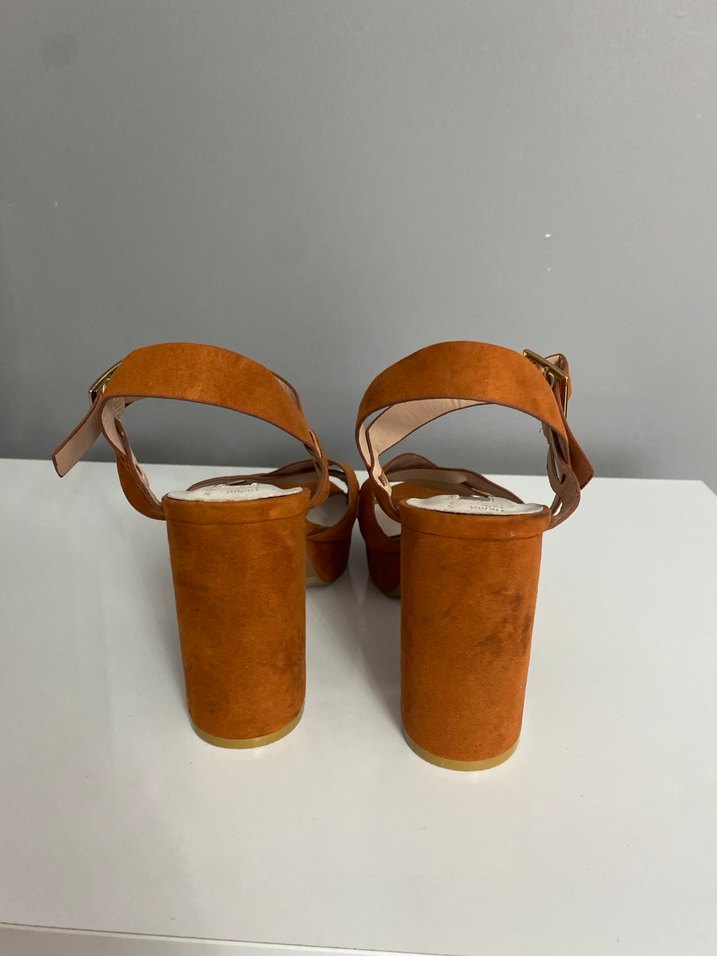 Bej Süet Dolgu Topuklu Kadın Sandalet - Görsel 3