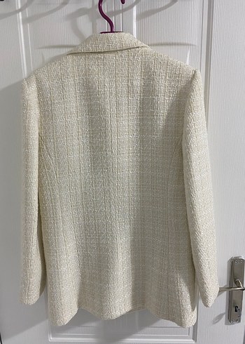 Beyaz Düğmeli Kadın Midi Blazer - Görsel 4