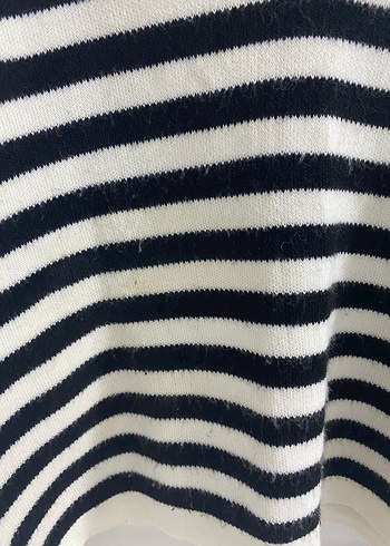 V Yaka Çizgili Örgü Kadın Kazak - Görsel 2