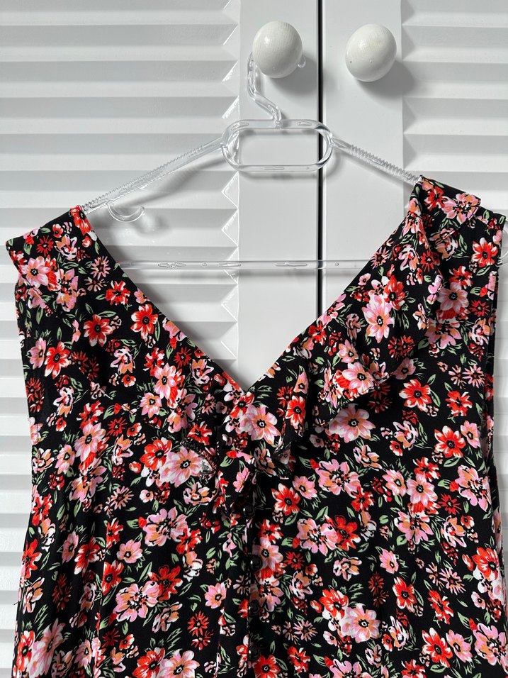 Çiçek Desenli Uzun V Yaka Salaş Elbise - Görsel 2