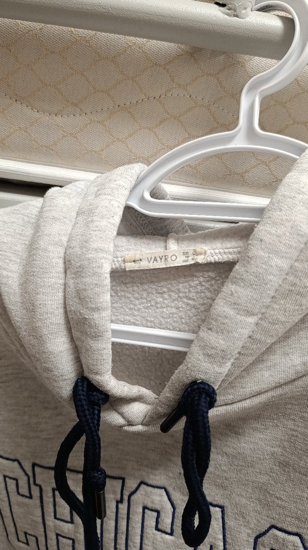 Gri Kapüşonlu - Görsel 2