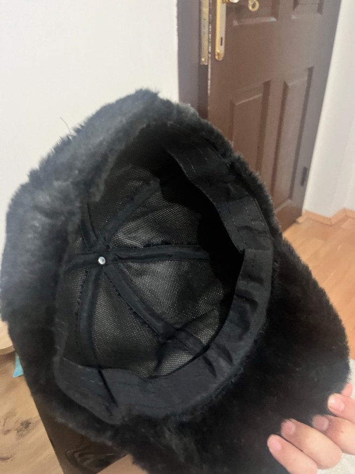 Kadın Siyah Kürk Detaylı Sıcak Şapka - Görsel 5