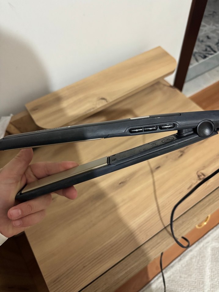 Remington siyah Renk Saç Düzleştirici - Görsel 3