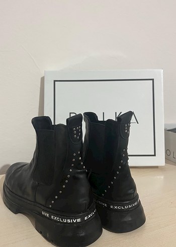 Platform Topuklu Siyah Yılan Derisi Desenli Deri Bot - Görsel 3