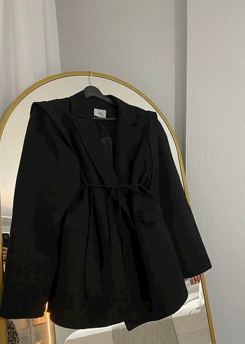 Kadın Siyah Kemerli Midi Blazer - Görsel 2