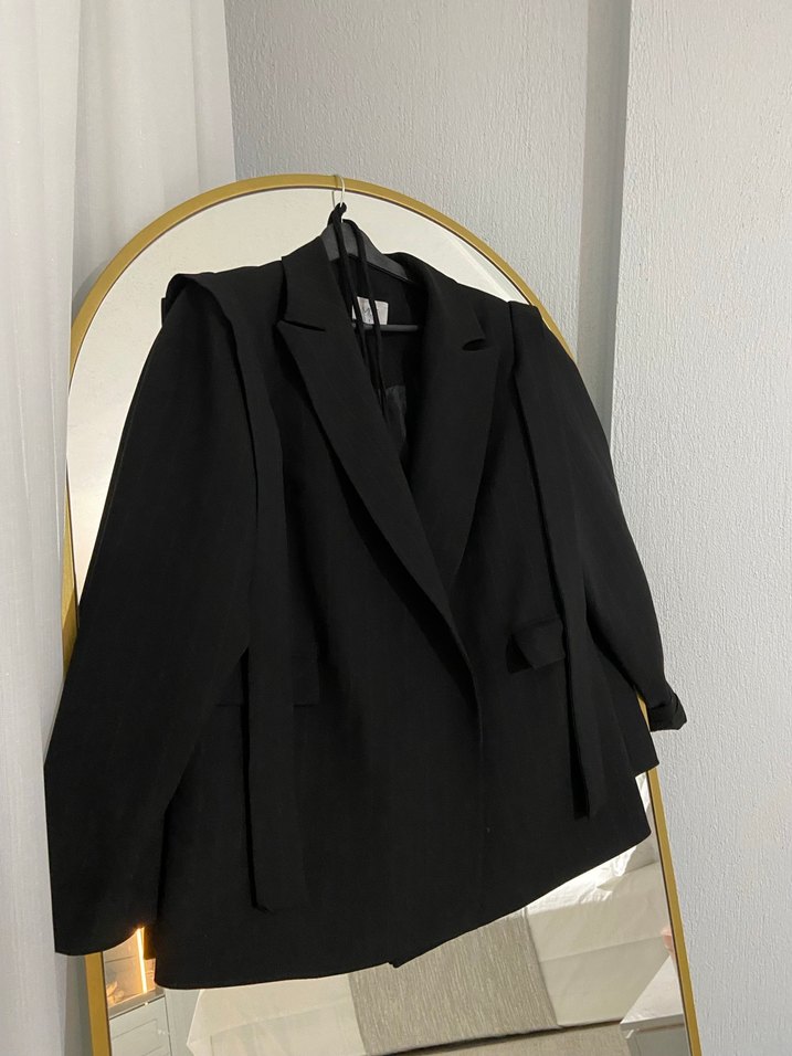 Kadın Siyah Kemerli Midi Blazer - Görsel 3