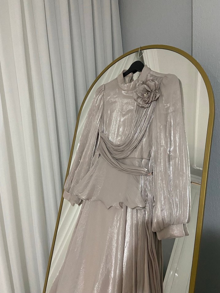 Bej Drapeli Uzun Kadın Abiye Elbise - Görsel 4