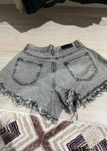 Gri Kadın Mini Denim Şort - Görsel 2