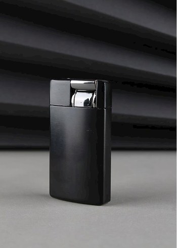 Siyah Mandallı Metal Turbo Gazlı Çakmak - Görsel 2