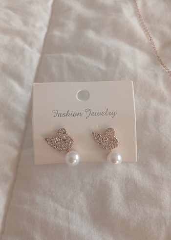 Mini Beyaz İşlemeli Kuğu Takı Seti - Görsel 3