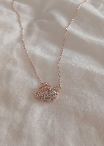 Mini Beyaz İşlemeli Kuğu Takı Seti - Görsel 4