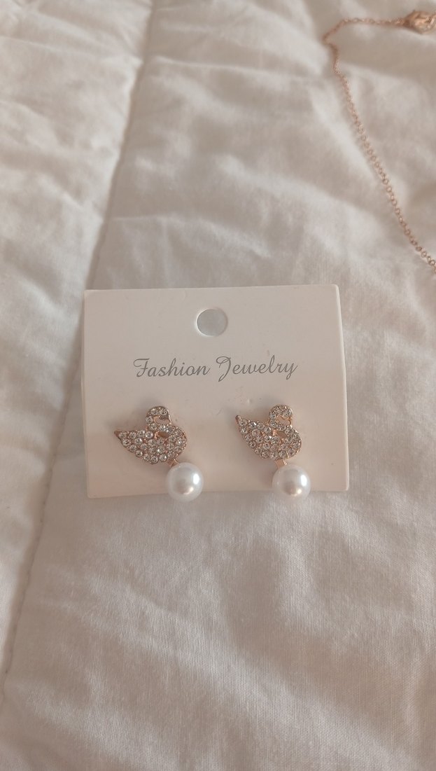 Mini Beyaz İşlemeli Kuğu Takı Seti - Görsel 3