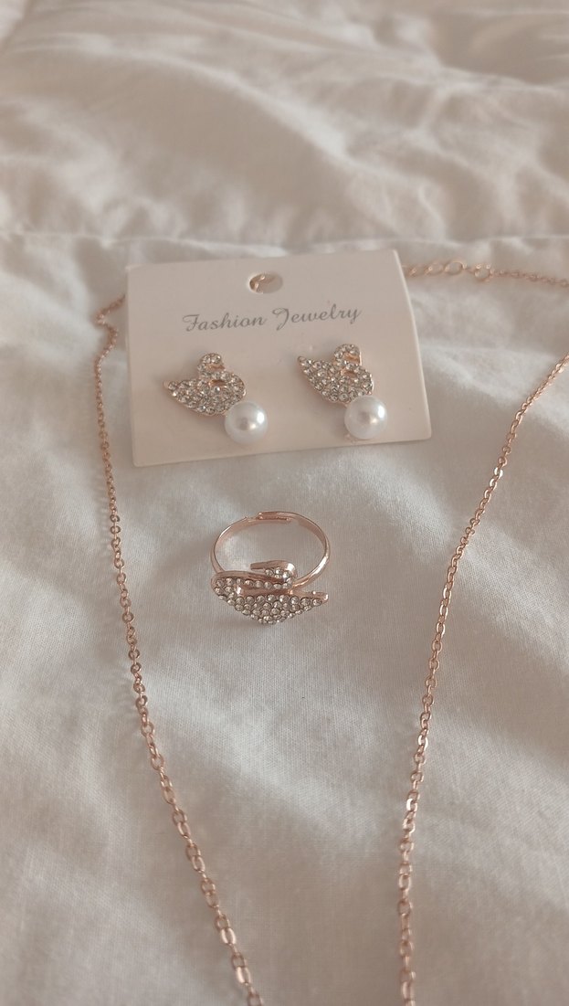 Mini Beyaz İşlemeli Kuğu Takı Seti - Görsel 2