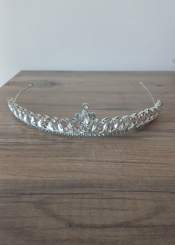 Beyaz Parlak Taşlı Gelin Tacı - Görsel 2