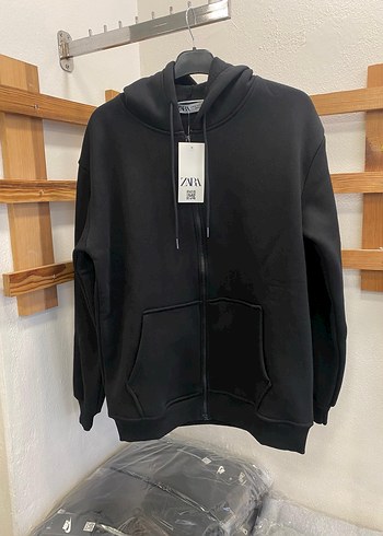 ZARA SİYAH KAPÜŞONLU SWEATSHİRT - Görsel 2
