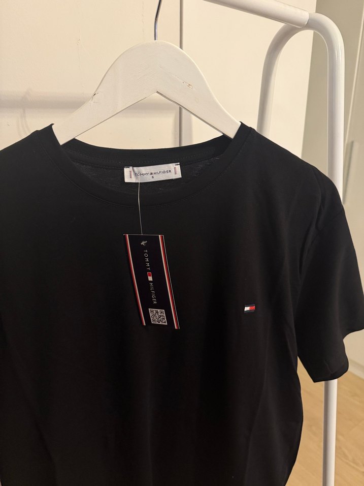 SİYAH UNİSEX BASİC TİŞÖRT - Görsel 3